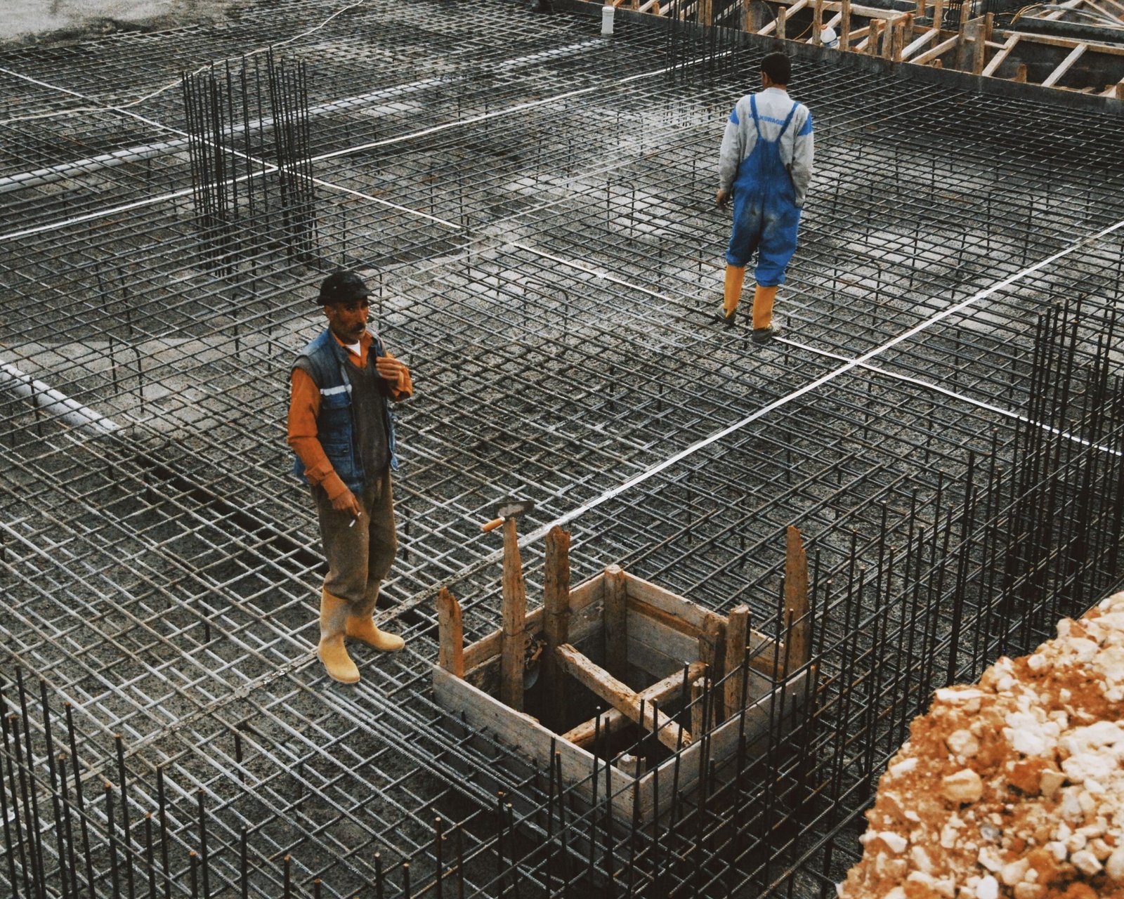 La PIR professionnelle : la solution de La Provençale d’Échafaudages pour la prévention du risque de chute sur les chantiers intensifs